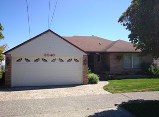 3046 36th Ave SW, Seattle, WA 98126