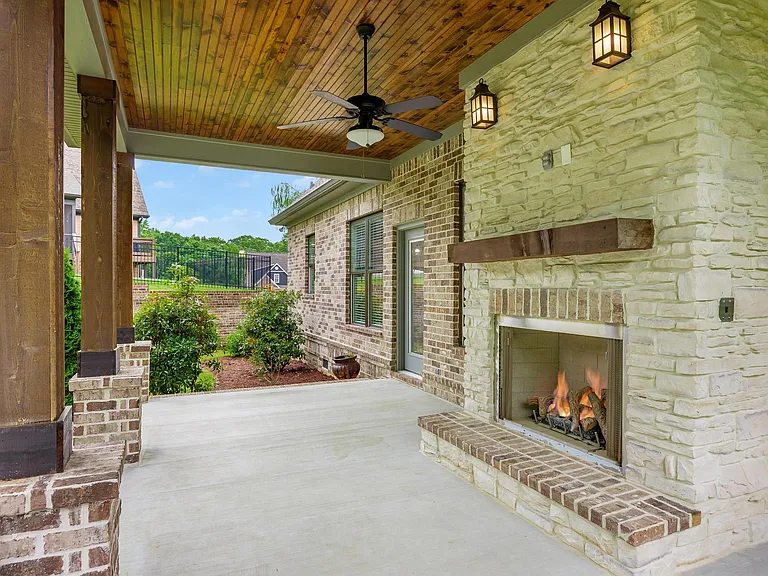4313 Brush Creek Ct — Photo 14