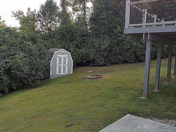 5th image of 161 Friar Tuck Dr