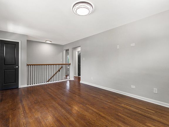 3rd image of 2028 Saint Christopher Dr