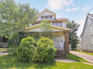 3276 Kildare Rd, Cleveland, OH 44118