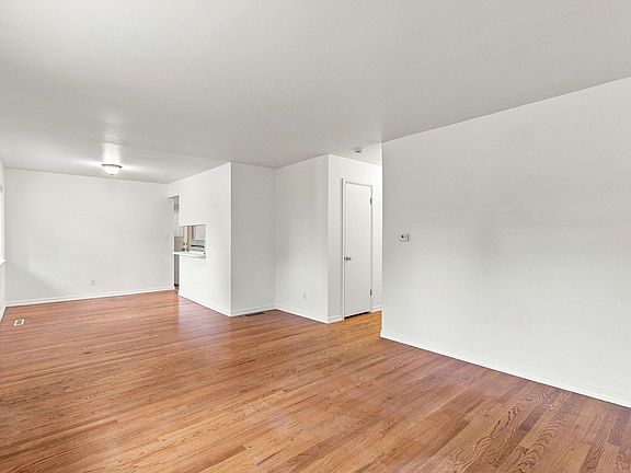 5th image of 3622 N Atlantic St