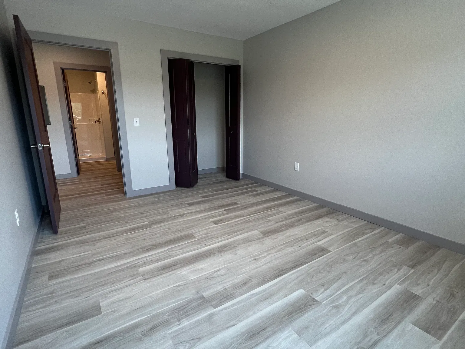 2 bed, 1100 sqft, $2,995 — Photo 2
