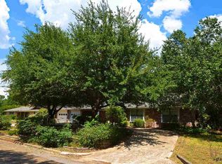 105 Elberta St, Mount Vernon, TX 75457