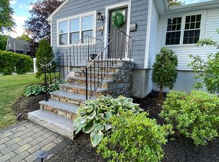 1A Ashmore Rd, Worcester, MA 01602