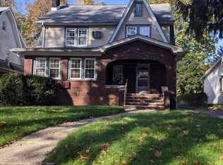 1278 Dickerson Rd, Teaneck, NJ 07666