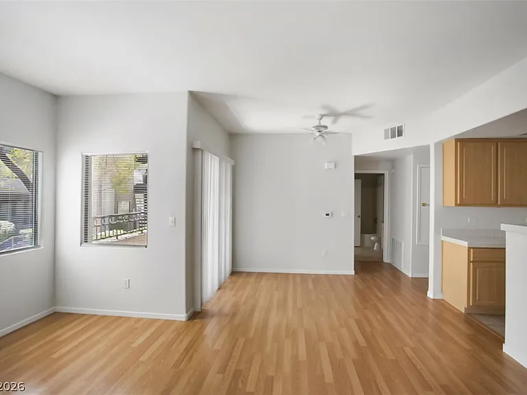 8250 N Grand Canyon Dr #1137 — Photo 7