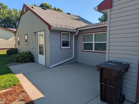 2nd image of 808 S 11th St