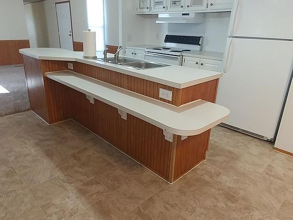 2nd image of 2138 Gray Wood Ln