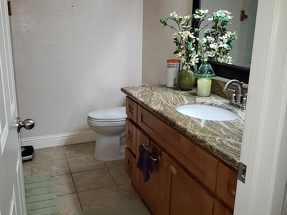 5th image of 351 Kenbrook Cir #351