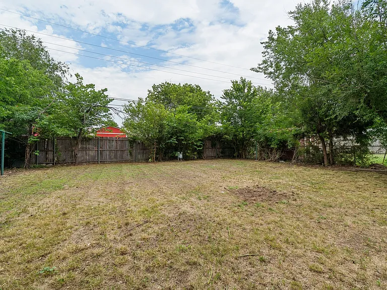 2029 Andover Ct — Photo 31