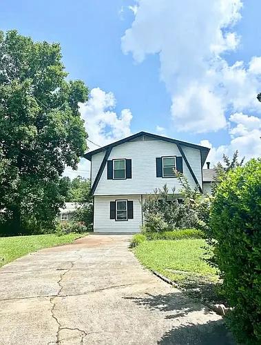 2810 Shea Way SW #1B Photo 1