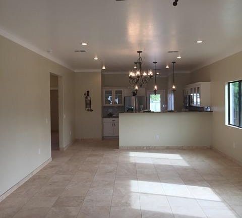 3rd image of 40 N Linda Ave