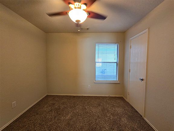 5th image of 6527 Fairbrook Park Ln