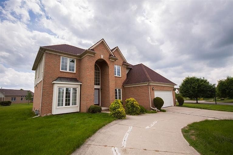 1st image of 4115 Silverleaf Dr