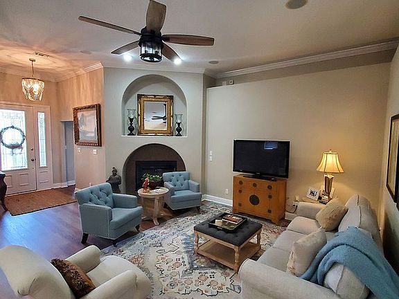 2nd image of 8462 Salt Grass Dr W
