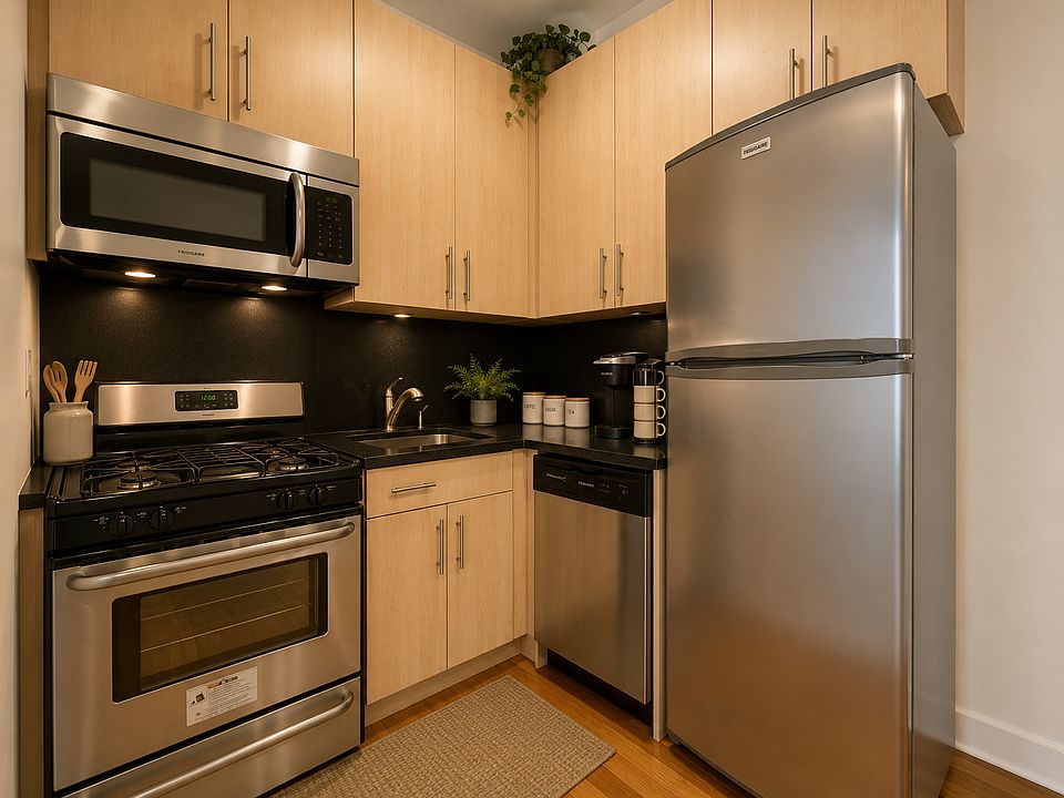 1st image of 210 W 94th St APT 7B