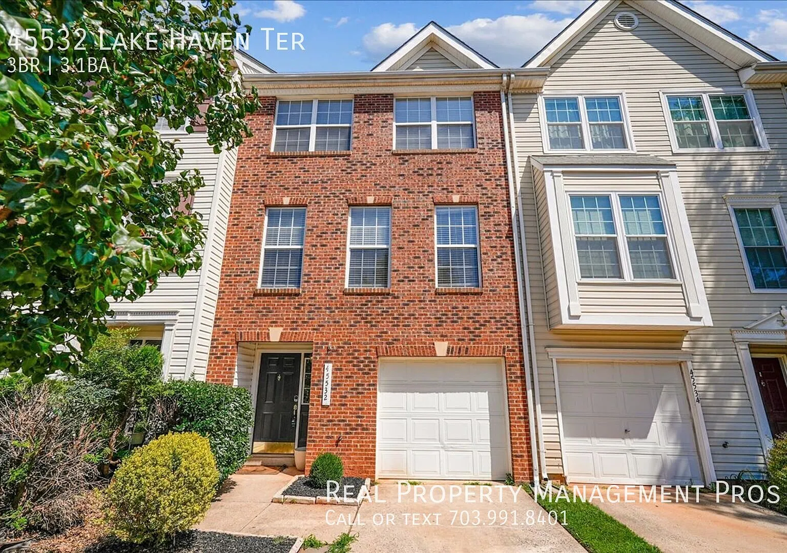 Spacious Brick Garage Townhome For Rent In Jefferson Village! — Photo 2