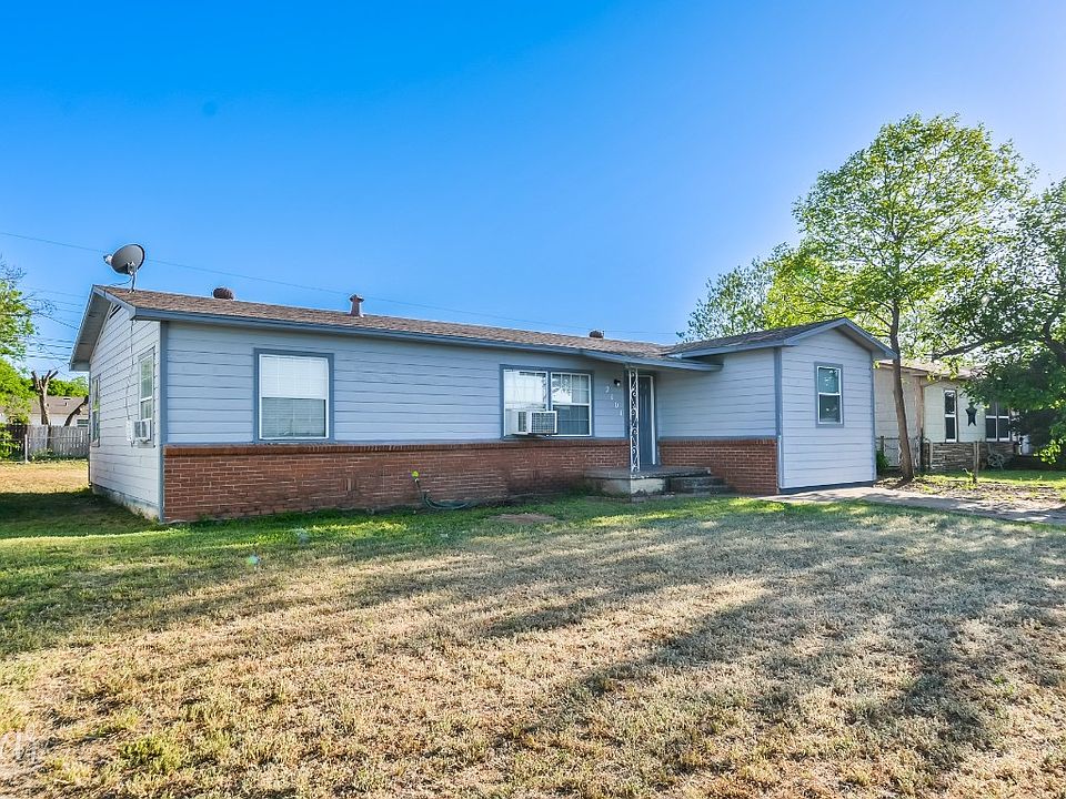 2101 Jameson St, Abilene, TX 79603 | Zillow