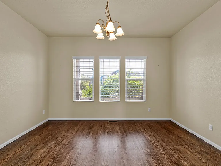 8265 Hardwood Cir — Photo 10