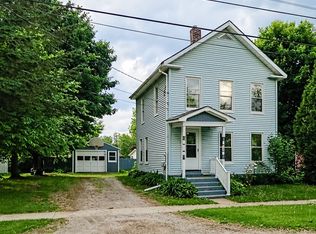 18 Russell St, Saint Albans, VT 05478