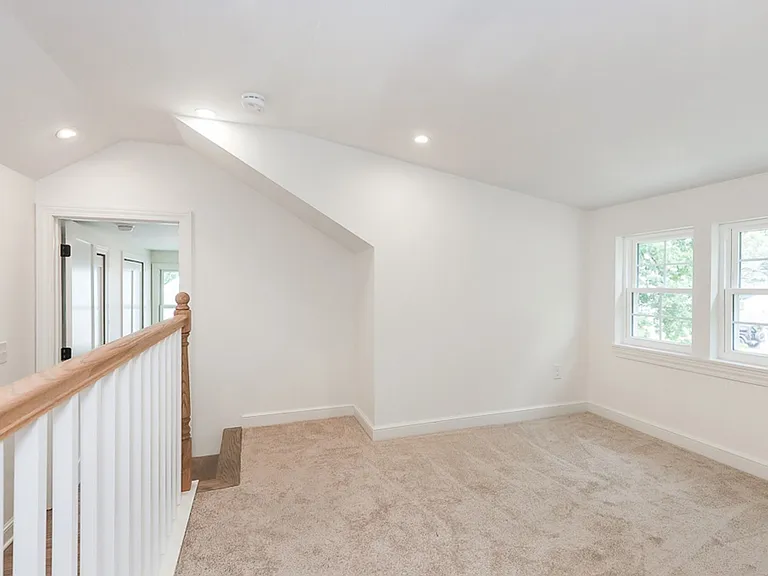 27011 Normandy Rd — Photo 7
