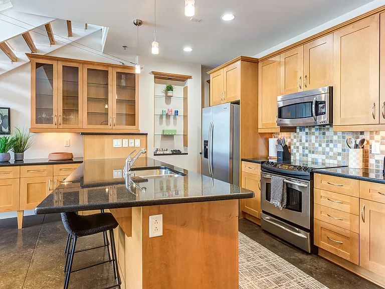 2608 Erwin Rd #417 — Photo 6