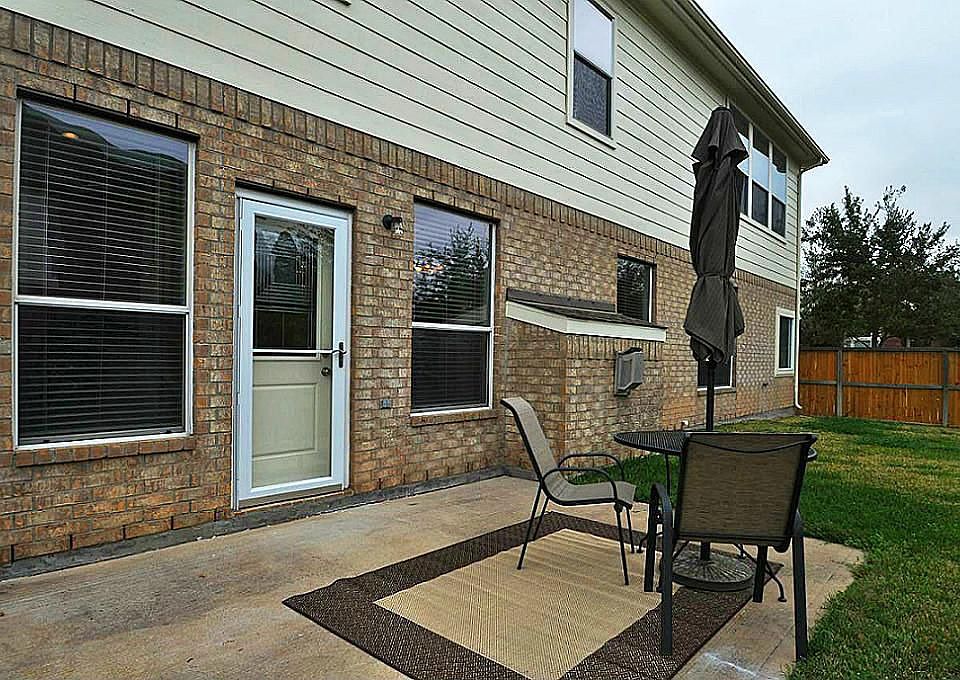 1st image of 26307 Gardensage Ln