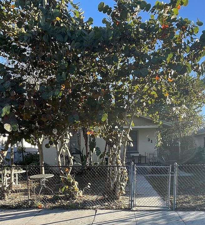 1st image of 31 W OAKWOOD STREET