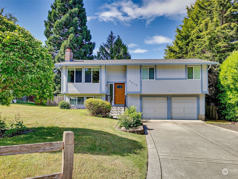 1st image of 2910 Osiris Court NE