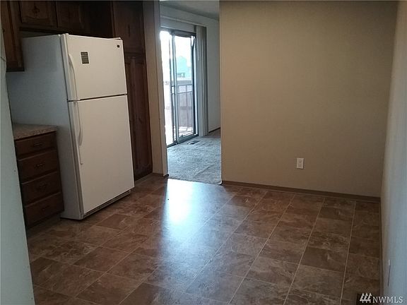 5th image of 7319 95th Ave SW