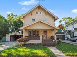 208 Walnut St, Alma, MI 48801