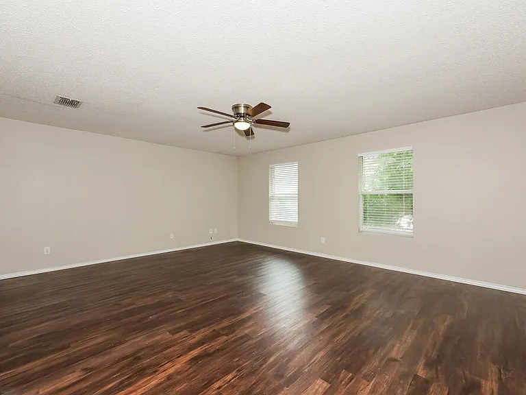 3115 Teodoro Dr — Photo 11