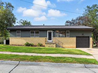 7754 Franklin St, Omaha, NE 68114