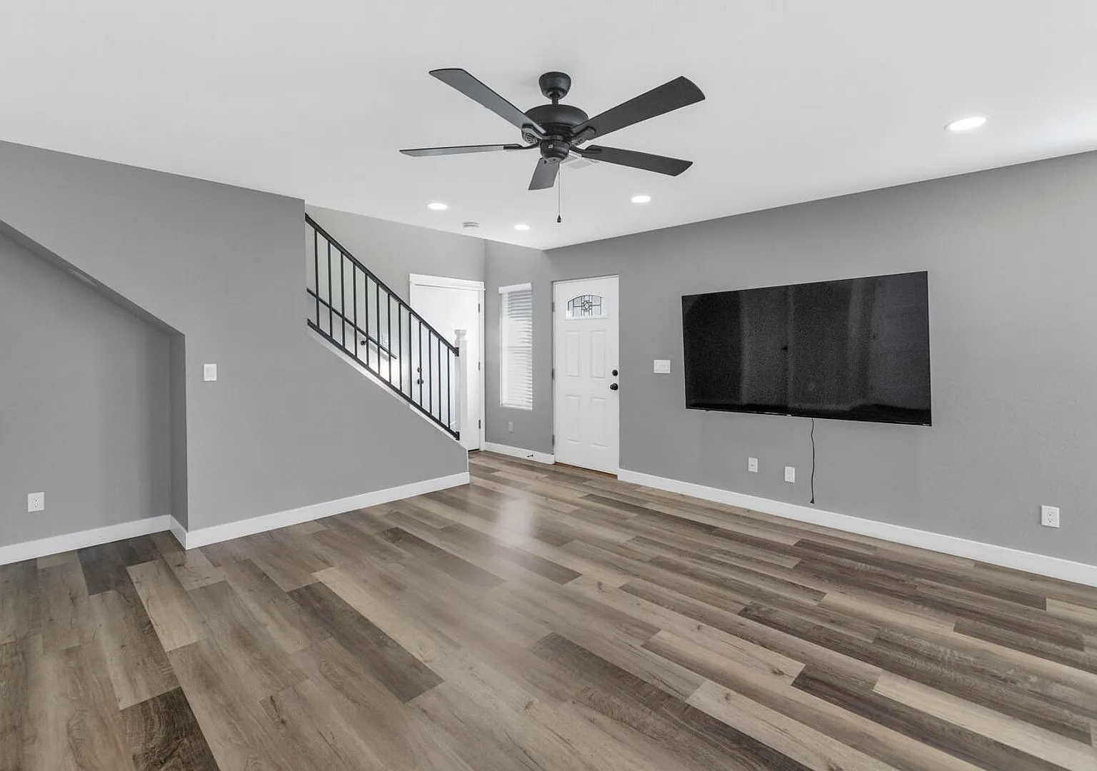 2509 E. Broadway Rd #4 Phoenix, AZ 85040 — Photo 3