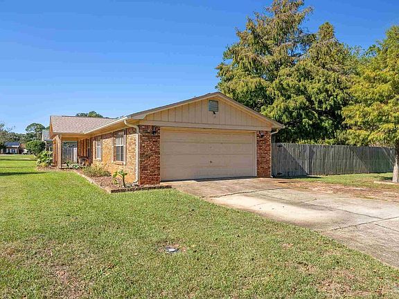 5th image of 8102 Sheffield Pl