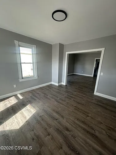 179 Railroad St Photo 1