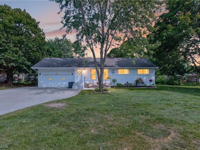 8247 Fairlane Dr, Macedonia, OH, 44056