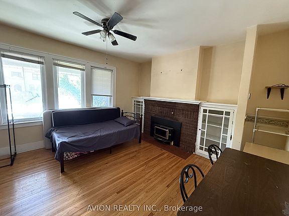 4th image of 412 Partington Ave