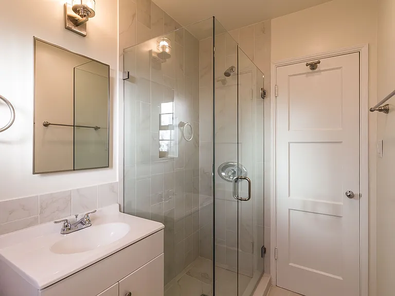 4635 Finley Ave — Photo 15