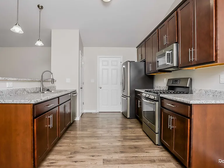 115 Cobble Rd — Photo 2