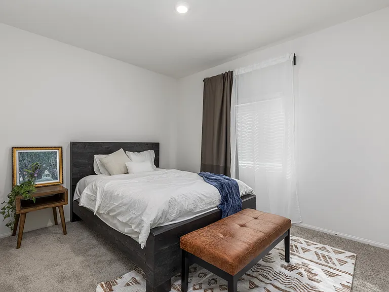 Desert Lily Ct — Photo 16