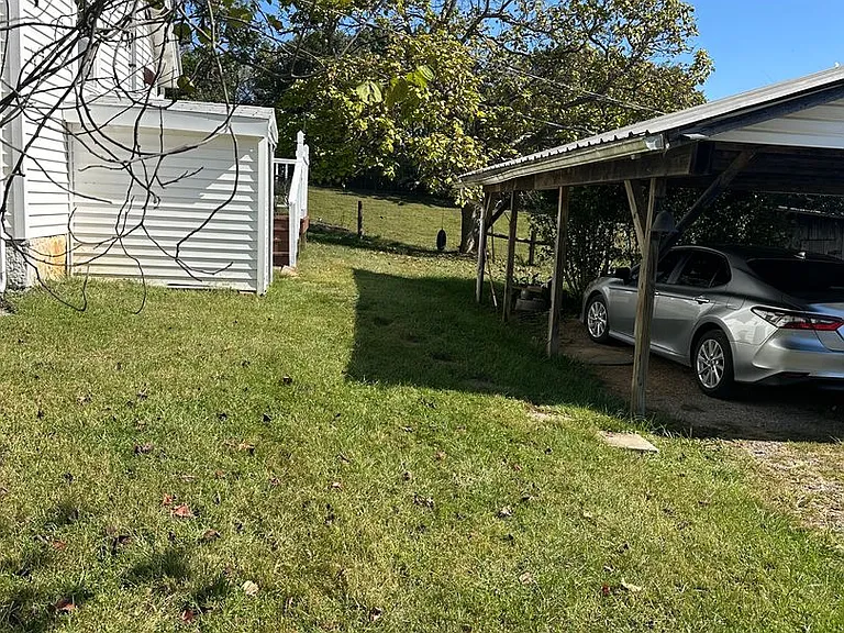 19427 Saturn Dr — Photo 34