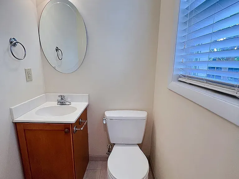 900 Athens Dr #D — Photo 9
