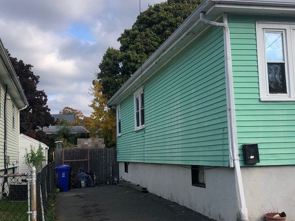 2nd image of 25 Highland Ct