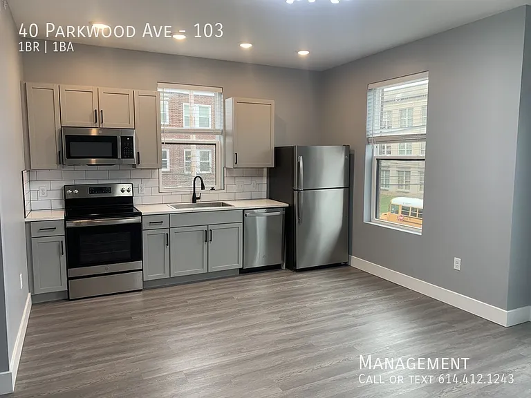 40 Parkwood Ave #103 — Photo 16