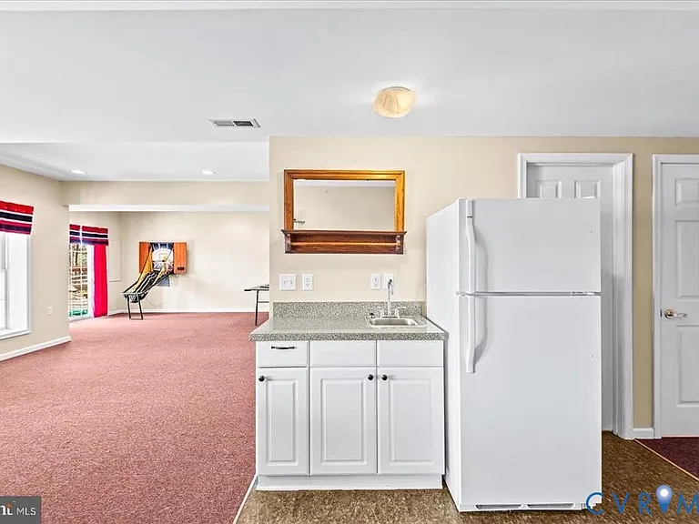 686 Lake Caroline Dr — Photo 55