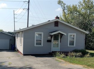 821 N 33rd St, Decatur, IL 62521