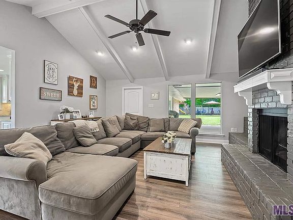 3rd image of 5963 Landmor Dr