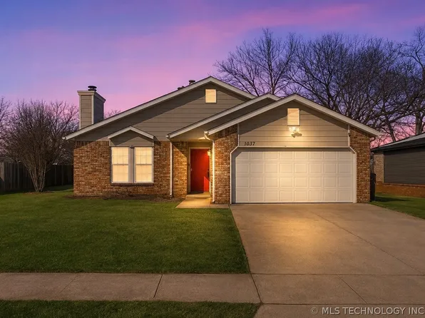 8937 E 135th St S, Bixby, OK 74008